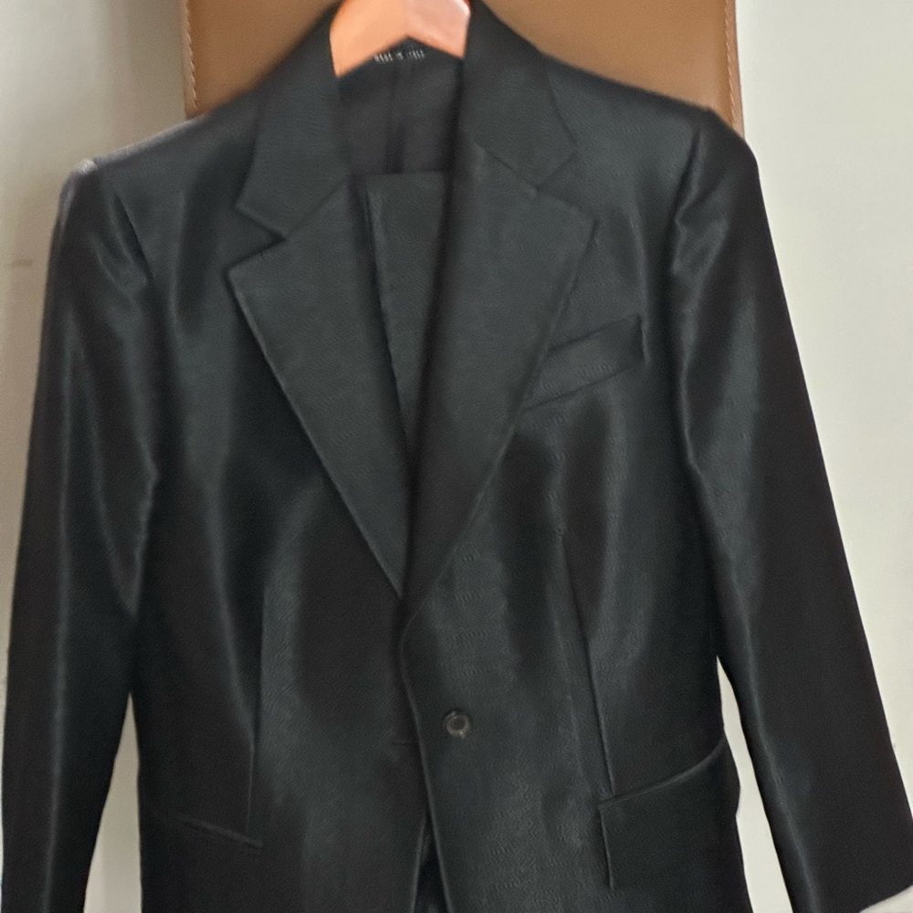 Gucci New Black Formal Suit Size 46